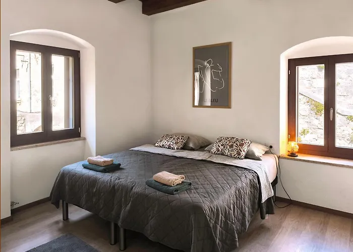 Old Town Stone House Prázdninový dům *