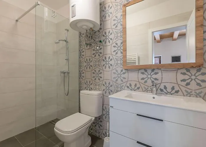 Dom wakacyjny Old Town Stone House