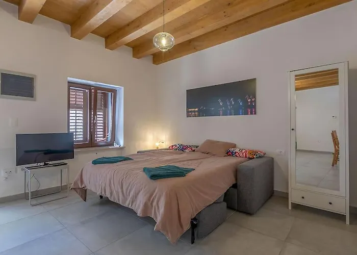 Old Town Stone House Dom wakacyjny *